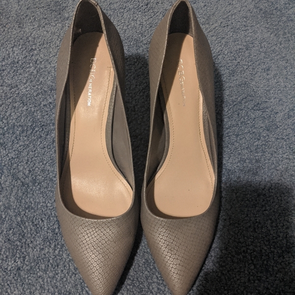 BCBGeneration Gray Women's High Heels - Picture 6 of 6